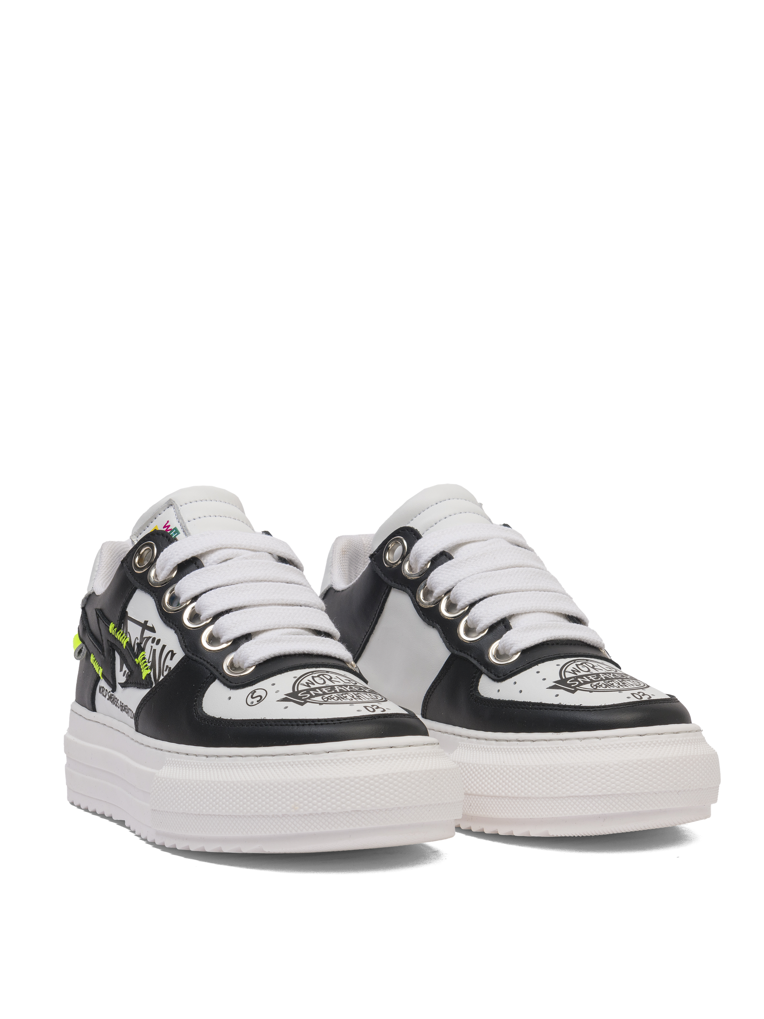 BALI LOW – Black and White Edition