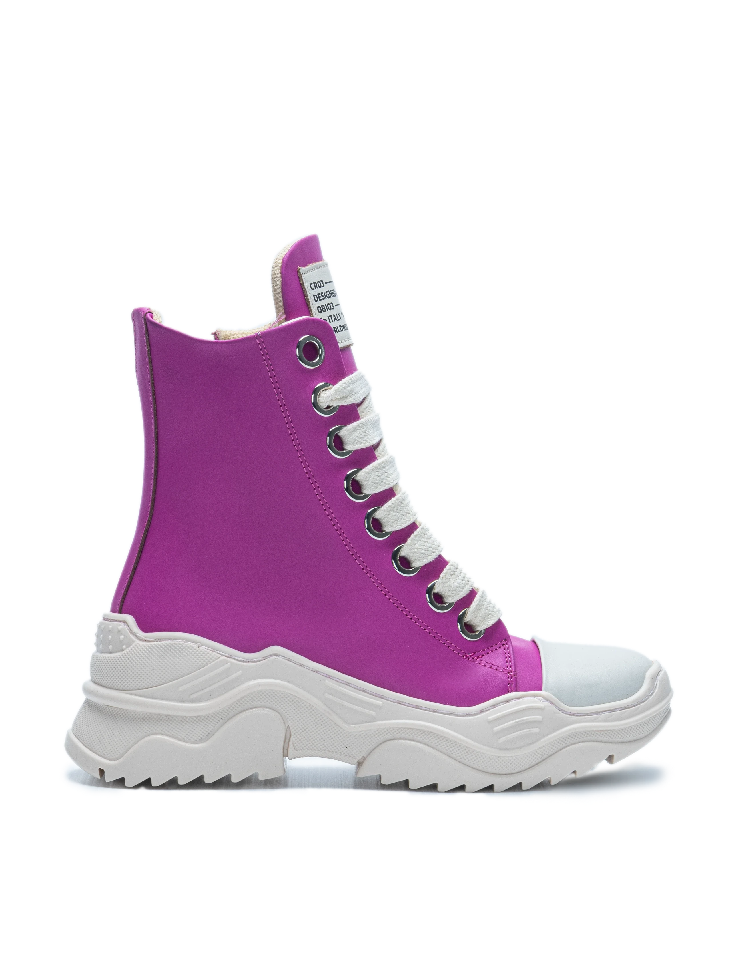 REBEL HIGH – Leather