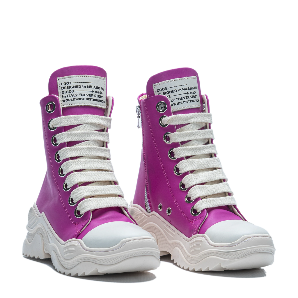 REBEL HIGH – Leather