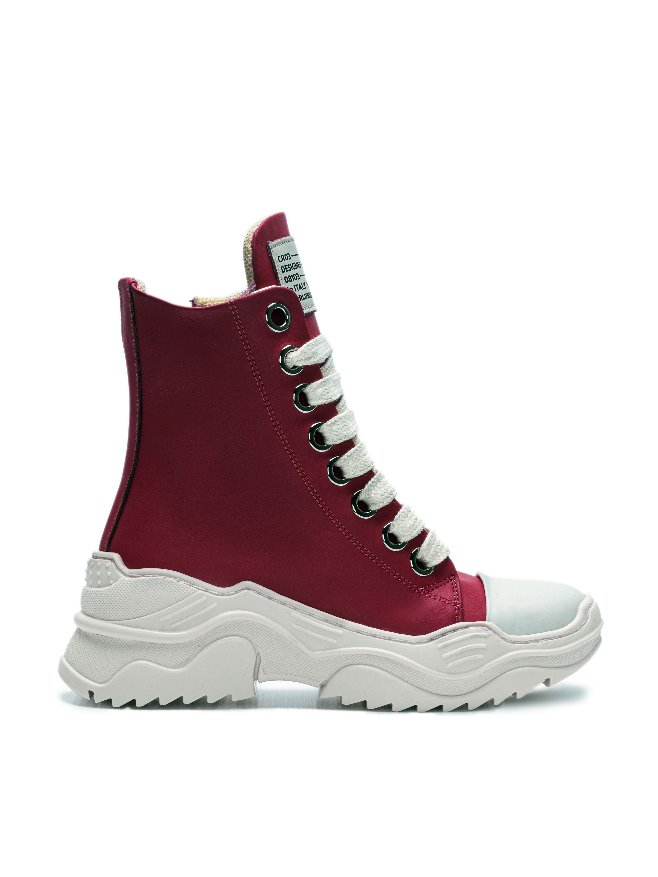 REBEL HIGH – Leather