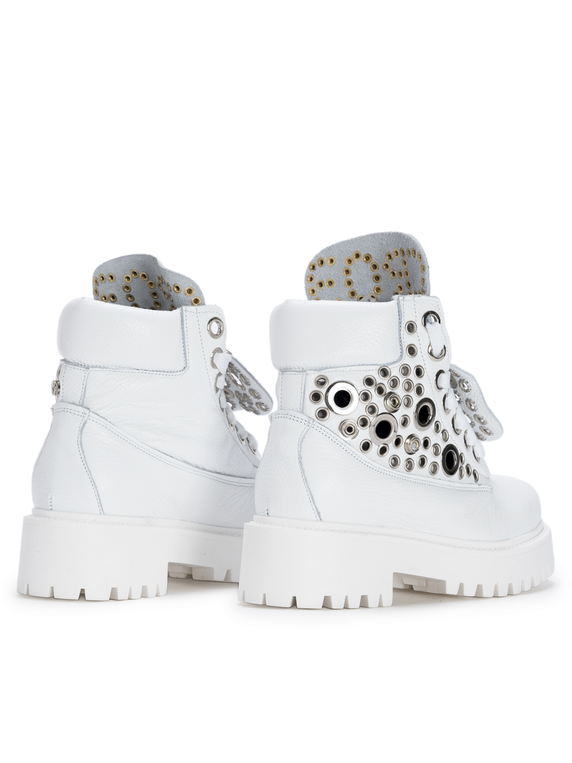 STARBOOT CUSTOM – White Silver Stud Edition