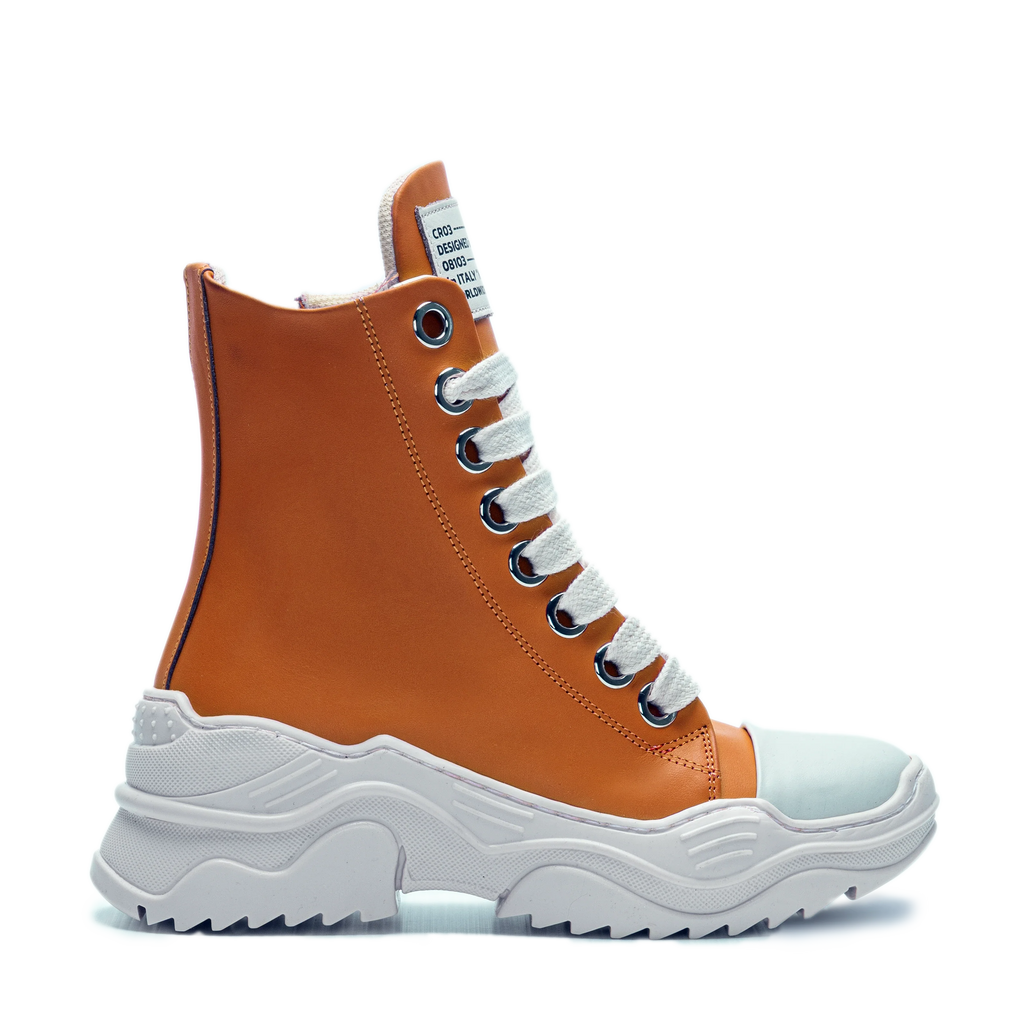 REBEL HIGH – Leather