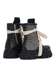 STARBOOT DOMINION – Black Silver Eyelets