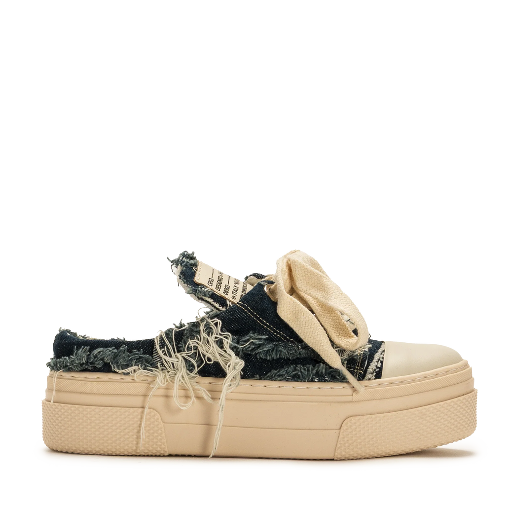 SABOT CR03 – Destroyed Blue