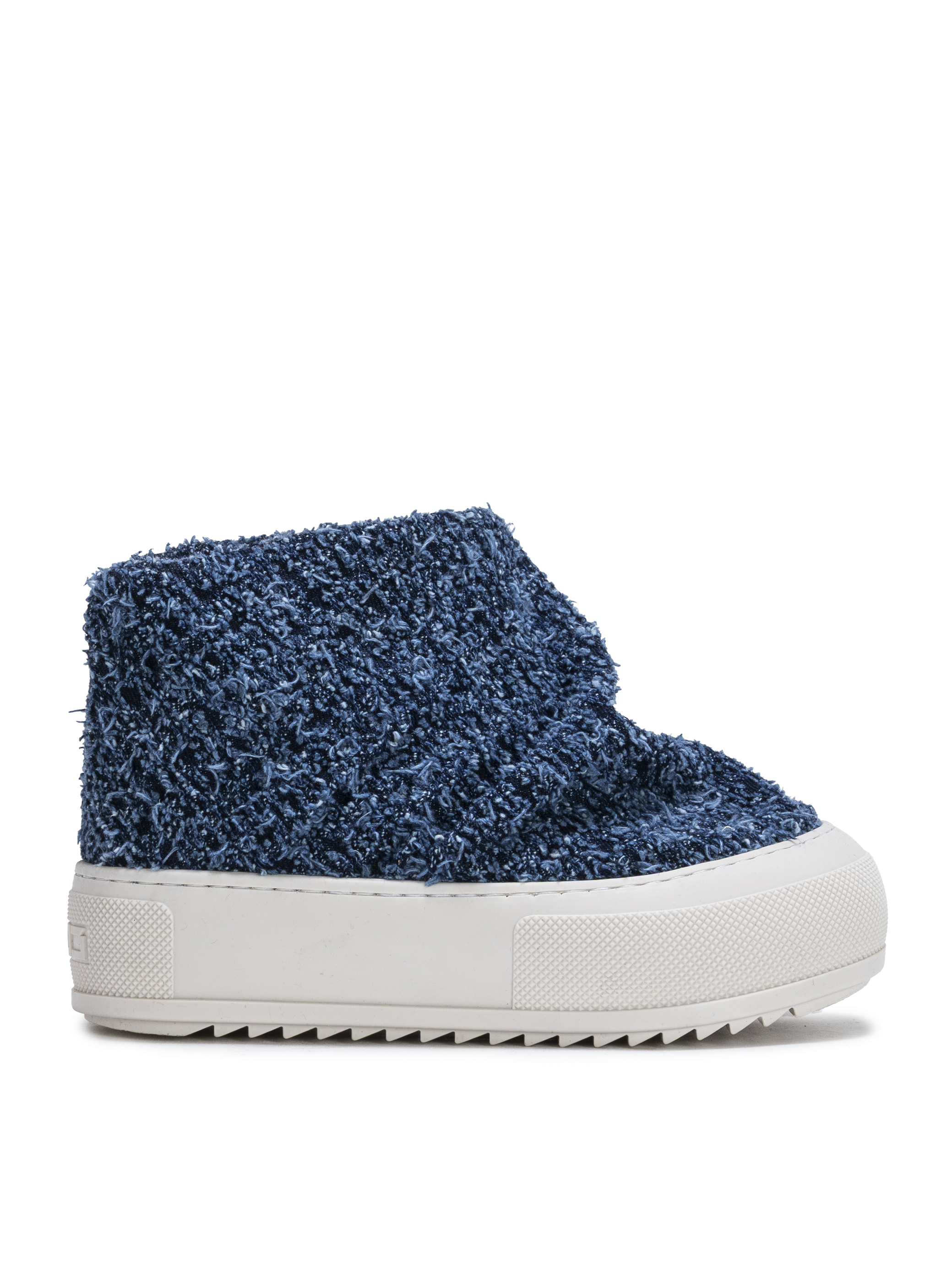 CLOUD – Textured Blue