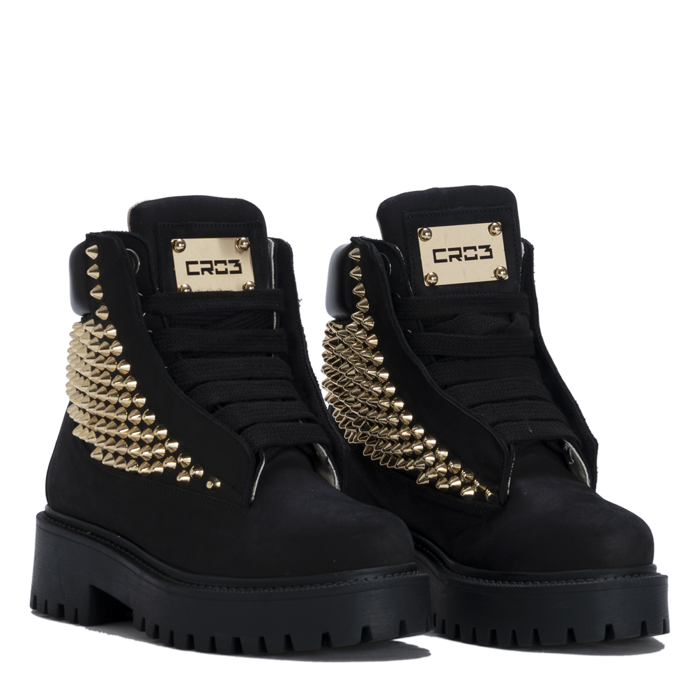 STARBOOTCUSTOM_BlackChaosStuds-1.png