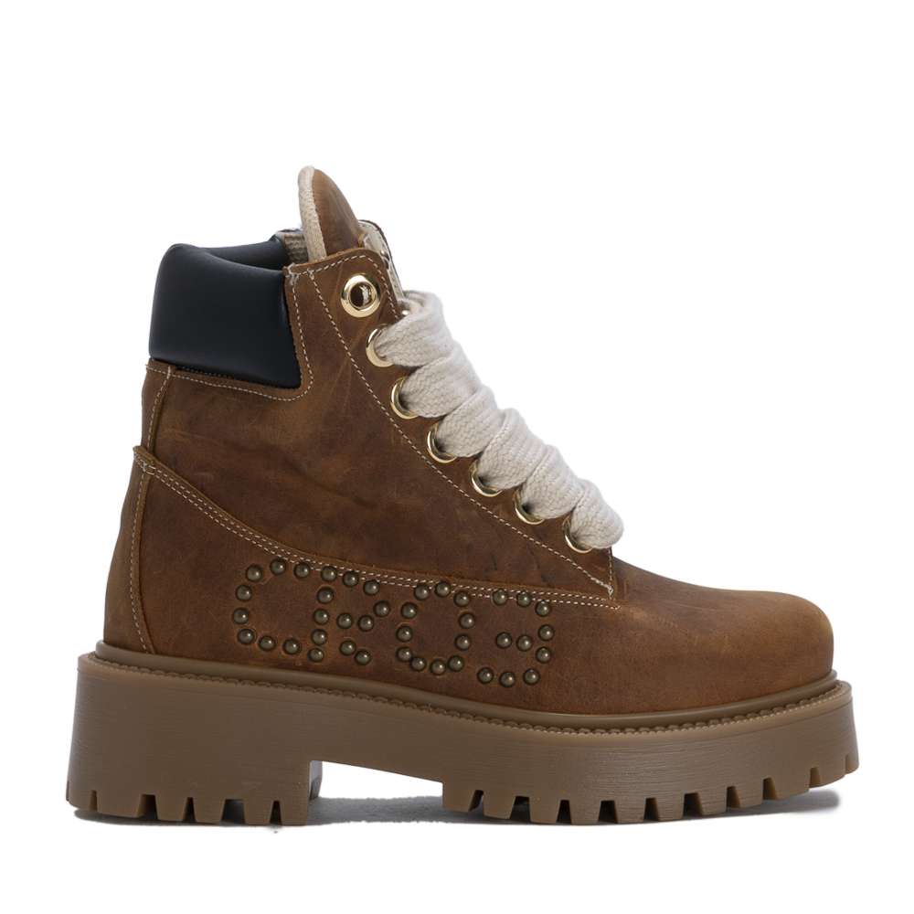 STARBOOT CUSTOM – Brown Stud Heritage