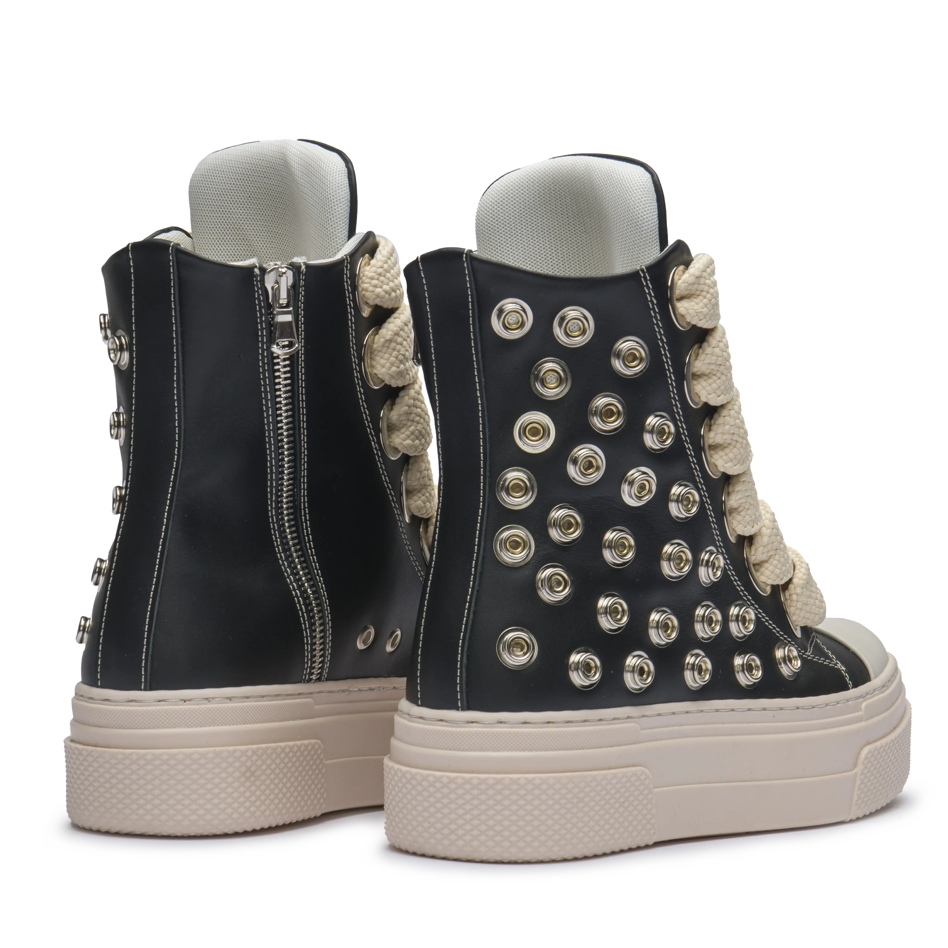 CALIPSO 300 – Black Metal