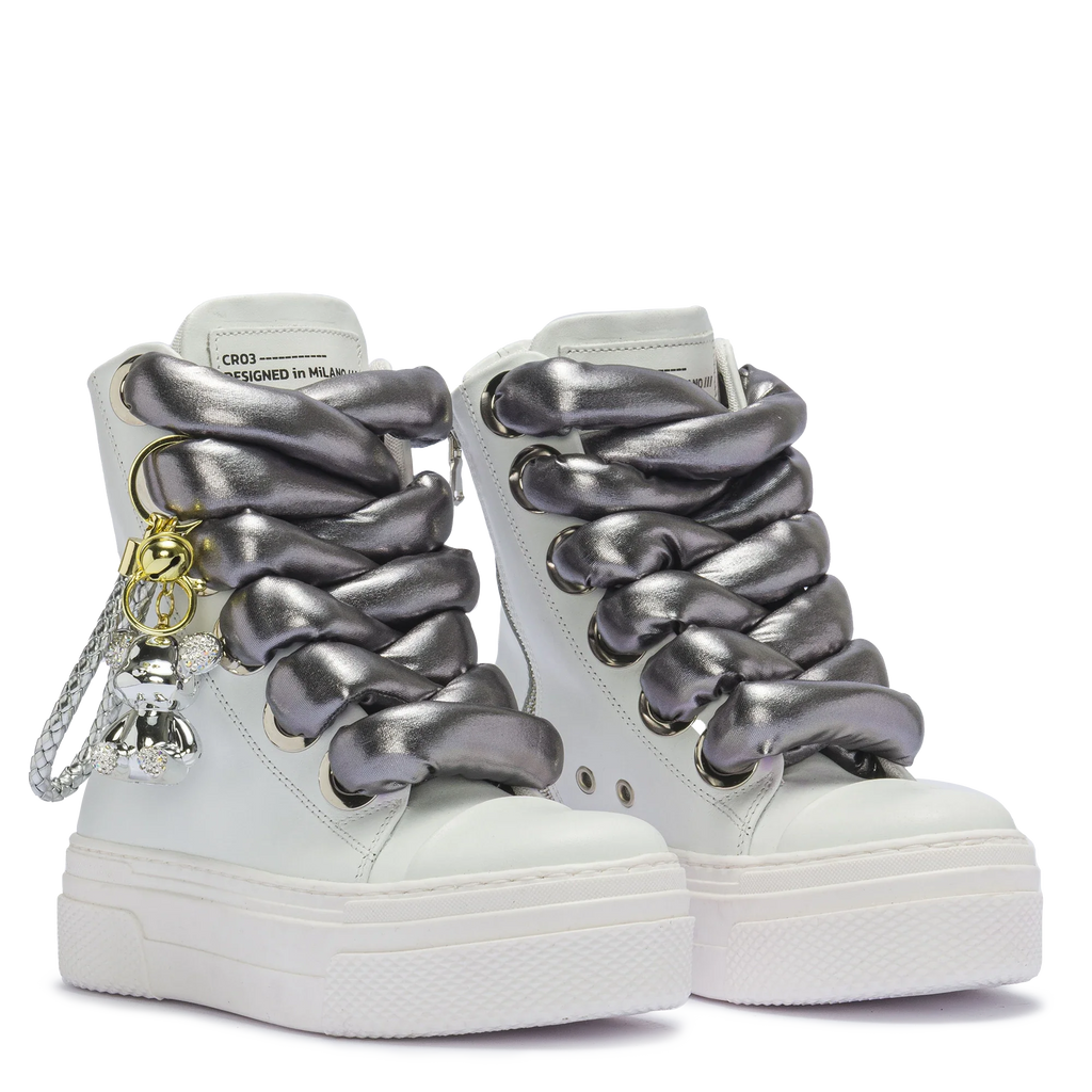 CALIPSO 300 BEAR EDITION – Metal Boldness