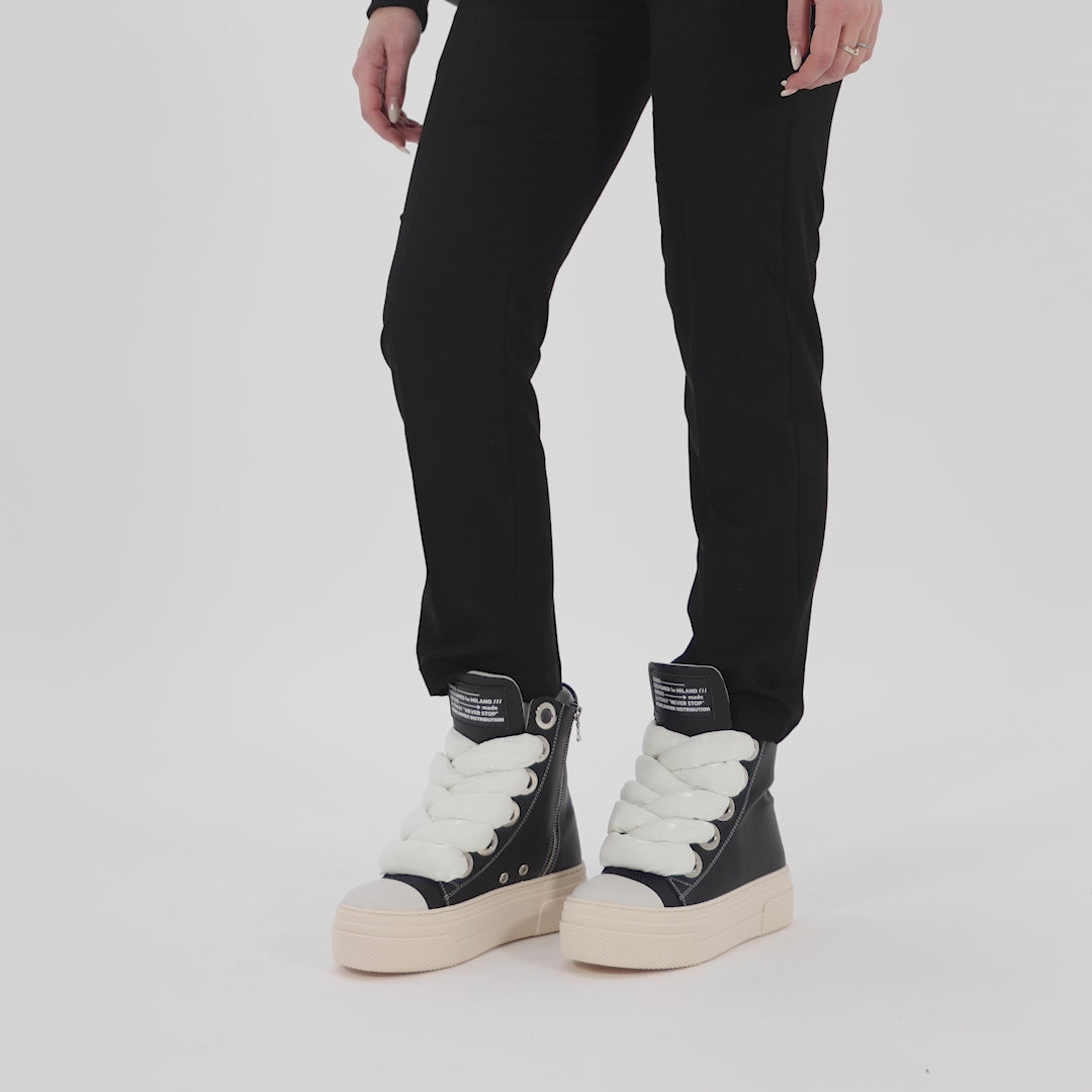 CALIPSO 300 LUNAR – Classic Black