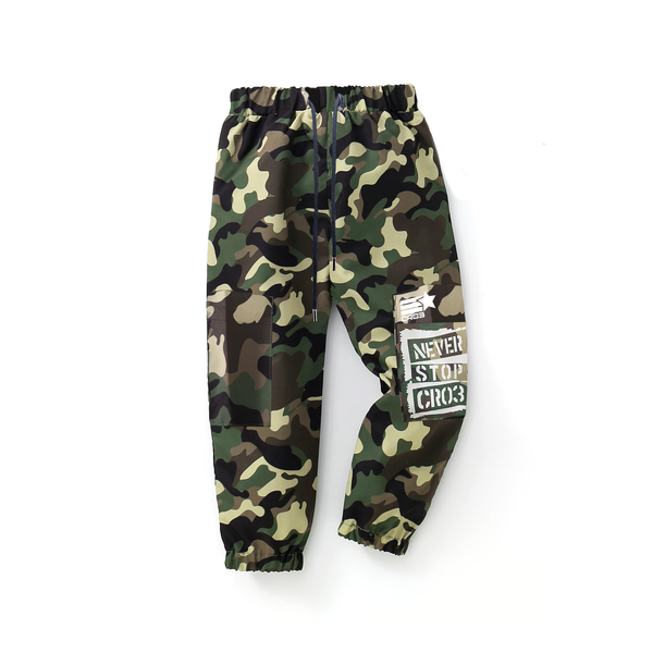 Pantalón Camuflaje W con estampado